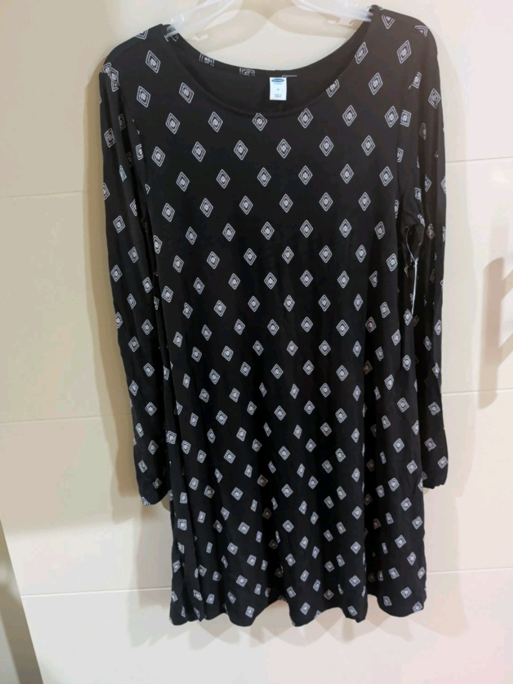 Old Navy Black White Knee Length Stretchy Dress Size Medium, Large, Or XS NWT